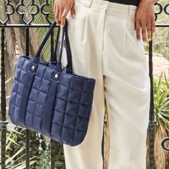 Clare V Tropezienne Quilted Puffer Nylon Tote Bag Navy with Dust Bag NWOT - Picture 1 of 11